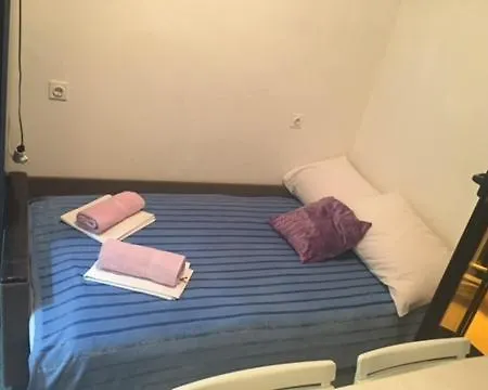Kod Lovca בית הארחה